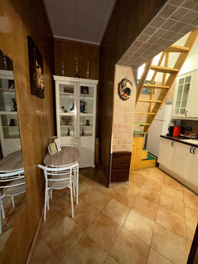Tiny House - Spaccanapoli Nápoles Exterior foto